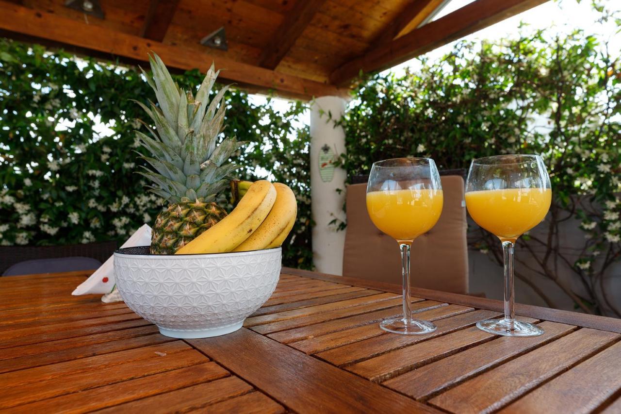 Malo Ferienvilla Privlaka, Pool, Boje, Wi-Fi, Wallbox ปริฟลากา ภายนอก รูปภาพ