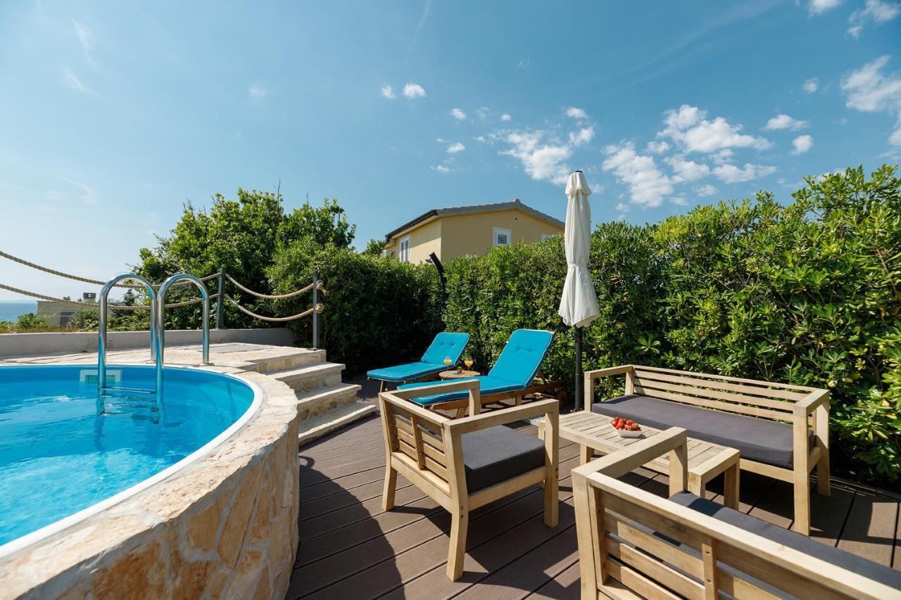 Malo Ferienvilla Privlaka, Pool, Boje, Wi-Fi, Wallbox ปริฟลากา ภายนอก รูปภาพ